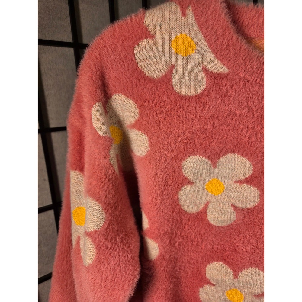 Simply Southern Pink Daisy Floral Eyelash Knit Fuzzy Sweater Womens Medium - Picture 2 of 6